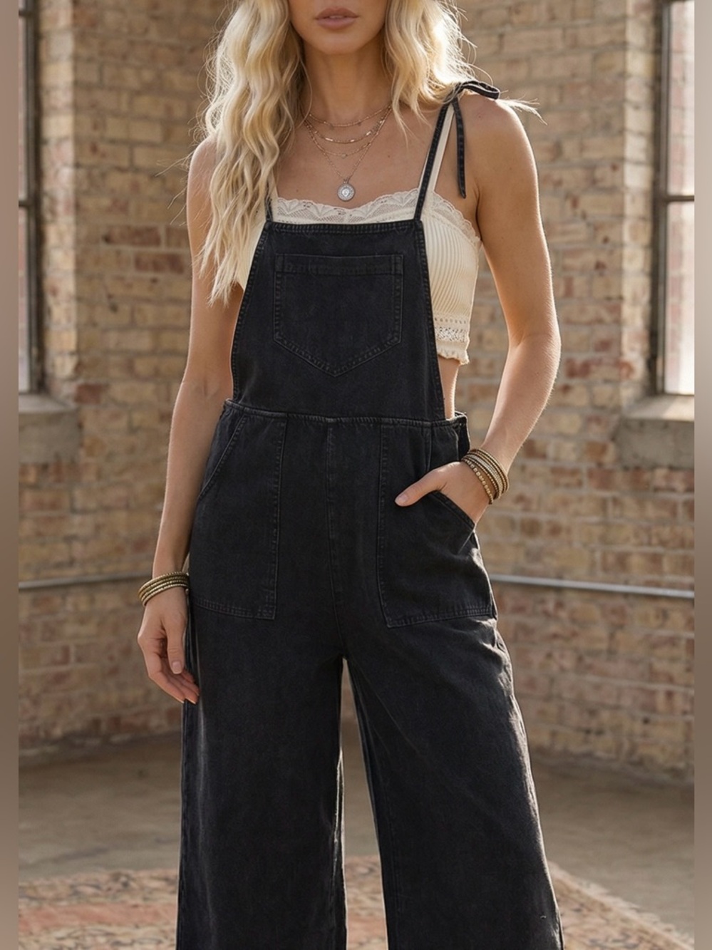 NWT Eesome Tie Strap Adjustable Jumpsuit Jumper Overalls Black - Picture 3 of 5